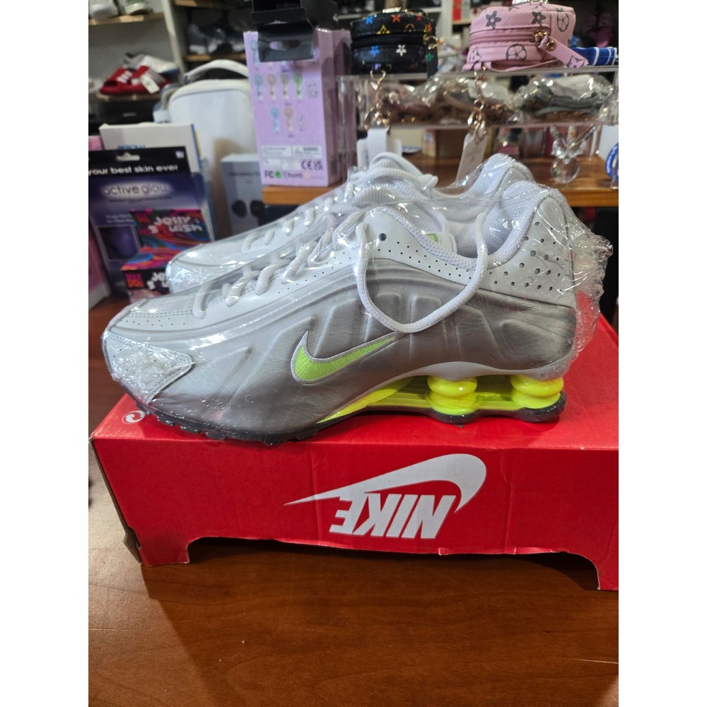Nike Shox R4 GS College Grey Volt Vast Grey Sneakers CW2626-008 Size 7Y